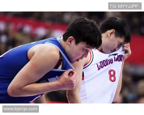 CBA联赛精彩对决山东队迎战天津队直播盛况全程回顾与分析